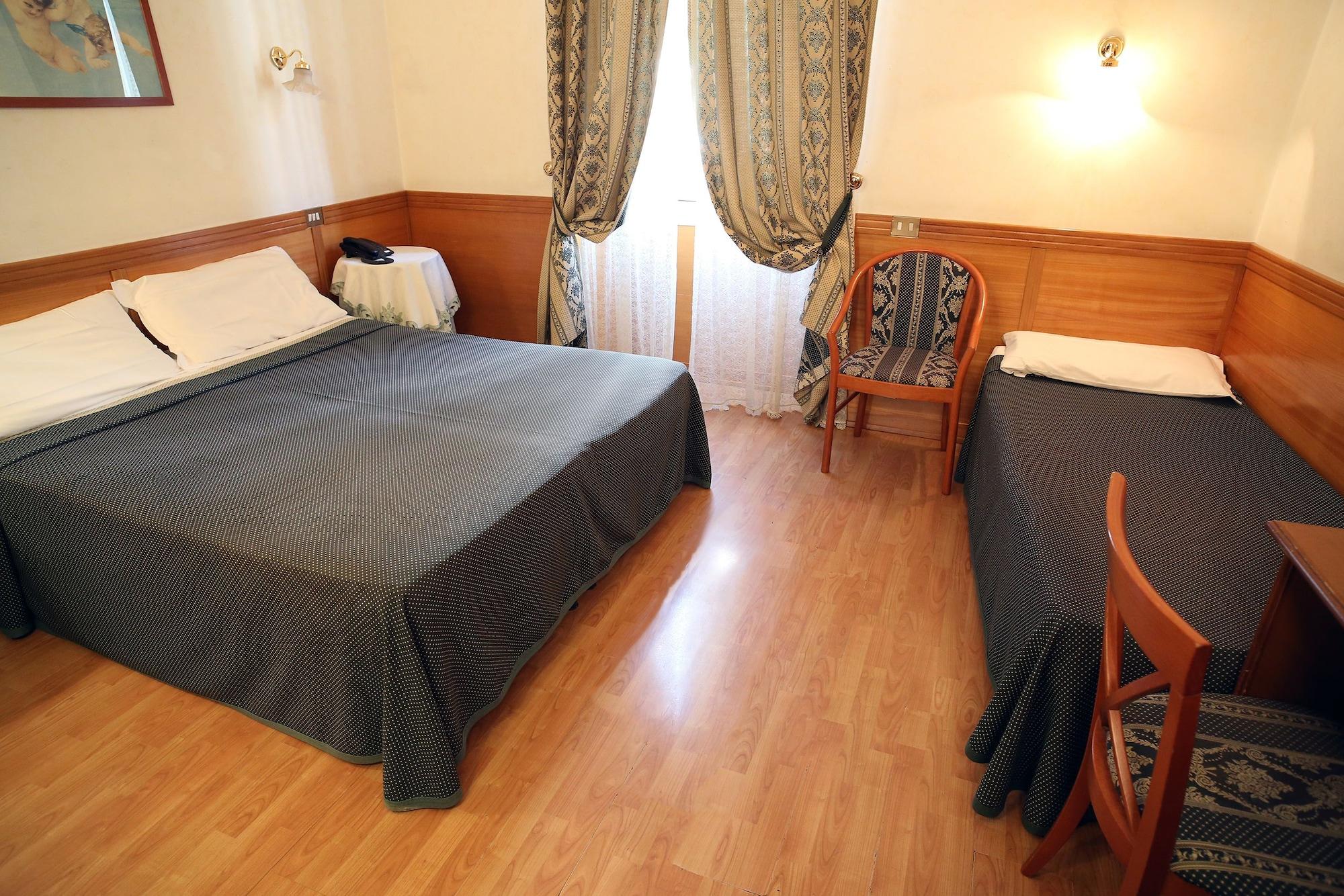 Hotel Santa Prassede Rome Exterior photo