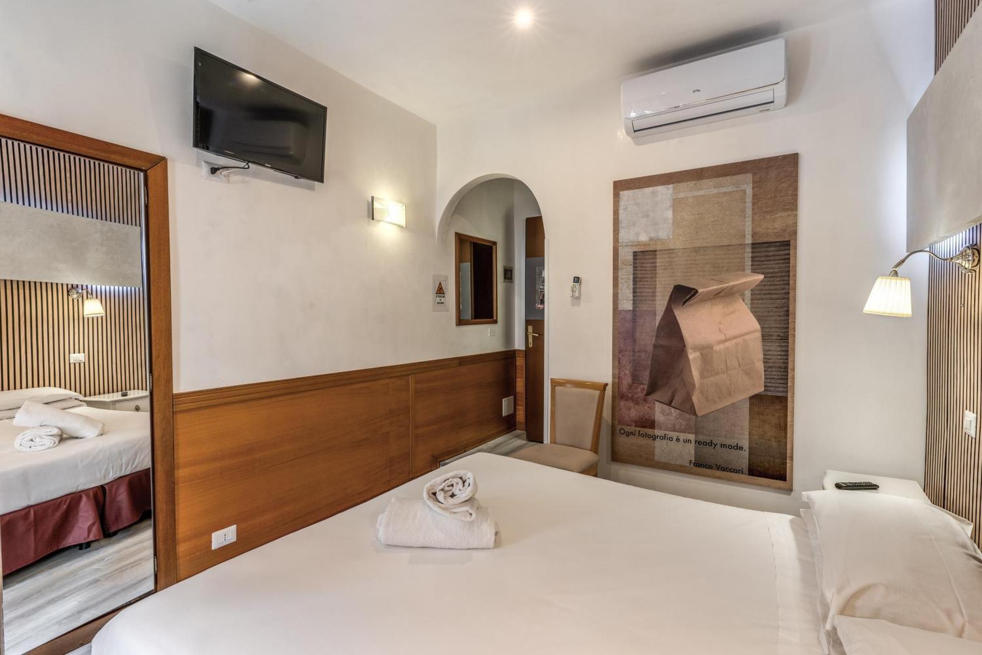 Hotel Santa Prassede Rome Exterior photo